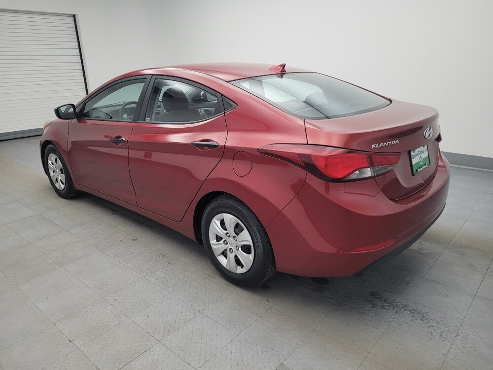 2016 Hyundai Elantra in Columbus, OH 43231 - 18095779 3