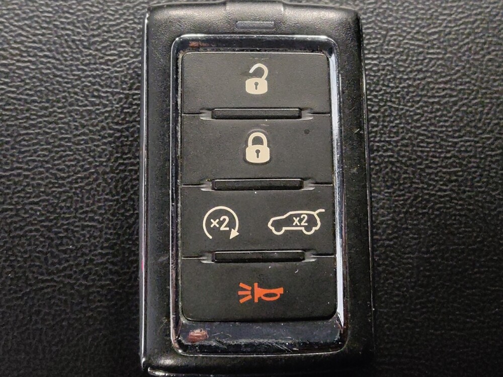 2022 Jeep Grand Cherokee in Live Oak, TX 78233 - 18095782 32