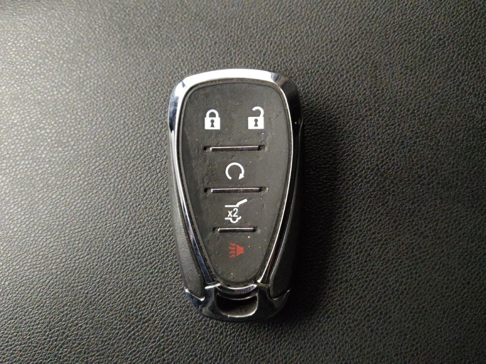 2022 Chevrolet Equinox in Baton Rouge, LA 70816 - 18095783 32