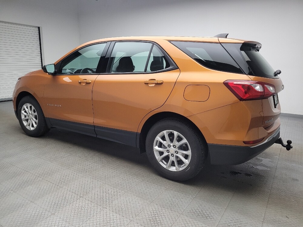 2018 Chevrolet Equinox in Grand Rapids, MI 49508 - 18095785 3