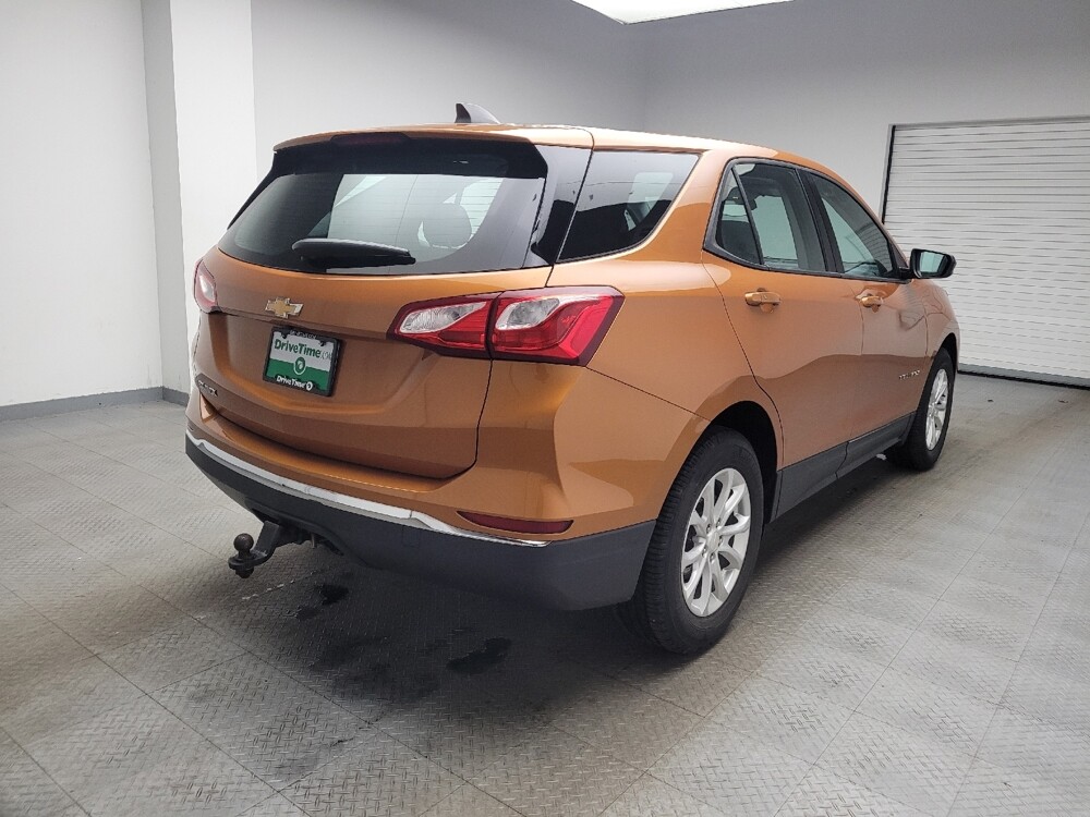 2018 Chevrolet Equinox in Grand Rapids, MI 49508 - 18095785 9