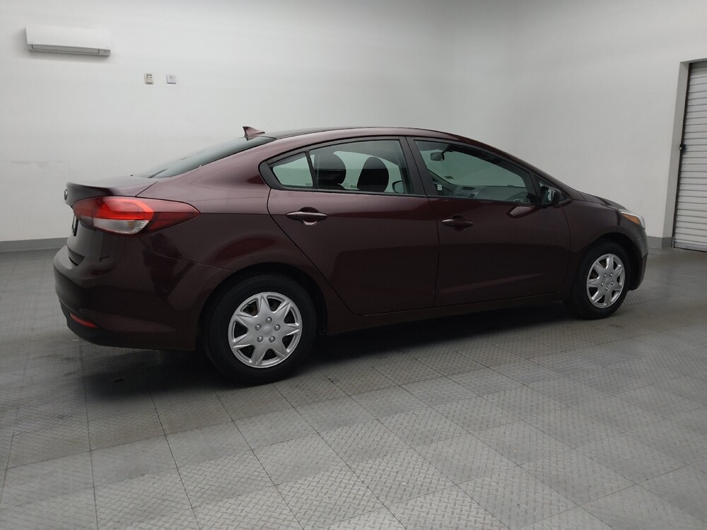 2018 Kia Forte in Round Rock, TX 78664 - 18095786 10
