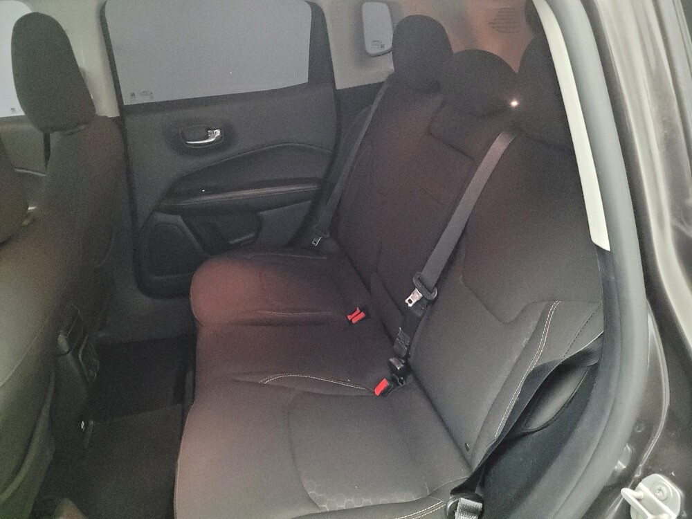 2018 Jeep Compass in Bakersfield, CA 93309 - 18095793 18