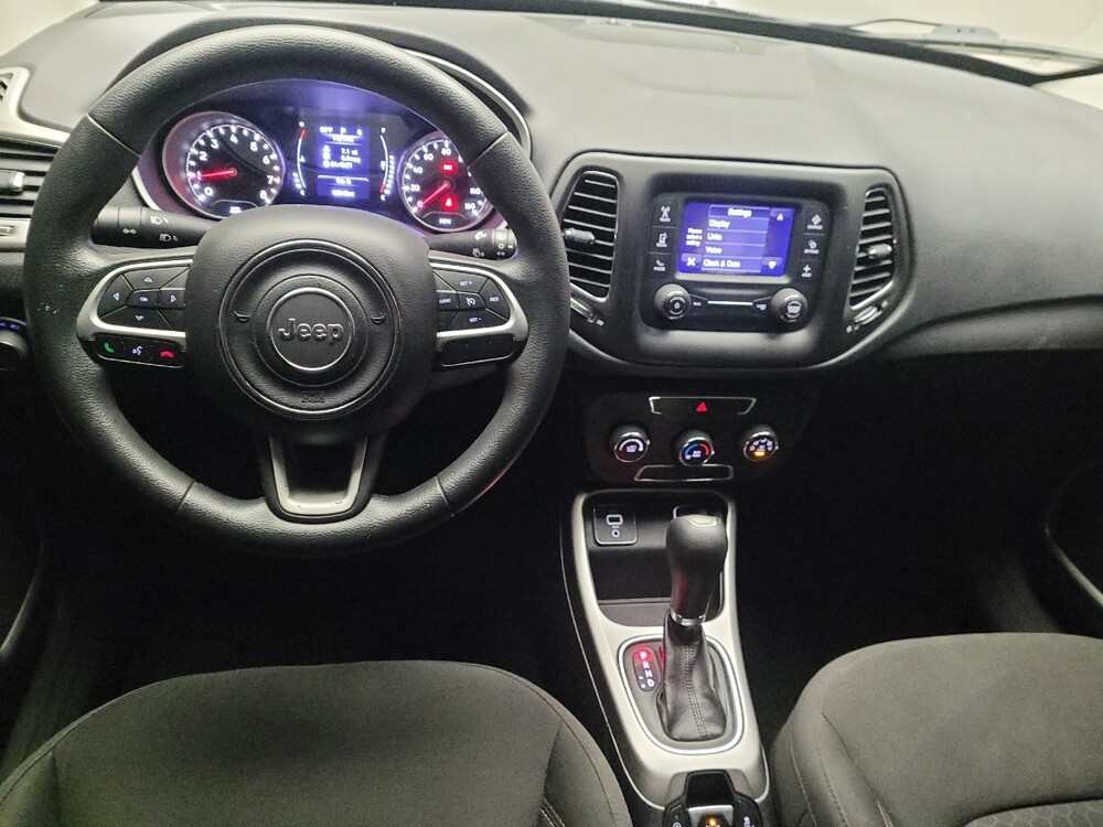 2018 Jeep Compass in Bakersfield, CA 93309 - 18095793 22