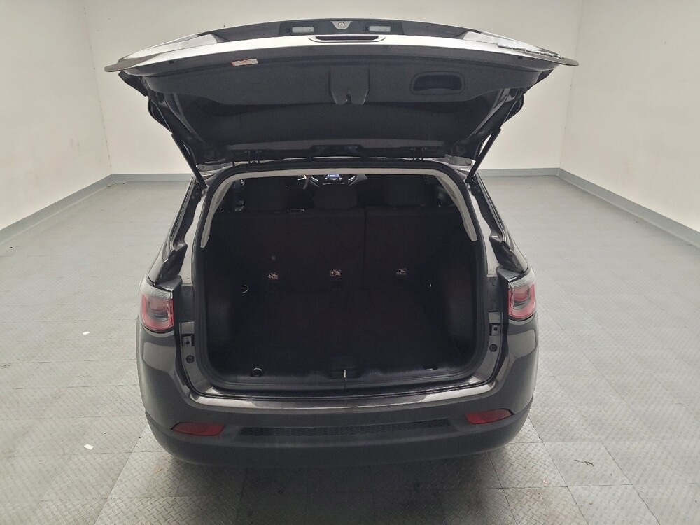 2018 Jeep Compass in Bakersfield, CA 93309 - 18095793 29