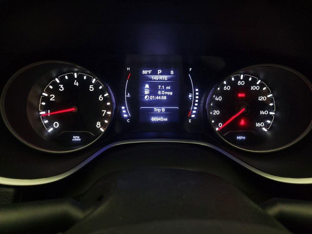 2018 Jeep Compass in Bakersfield, CA 93309 - 18095793 23