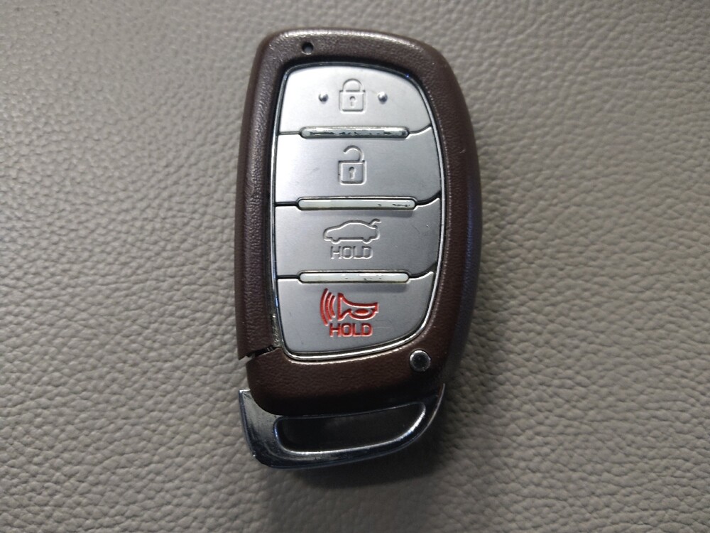 2016 Hyundai Sonata in Houston, TX 77034 - 18095798 32