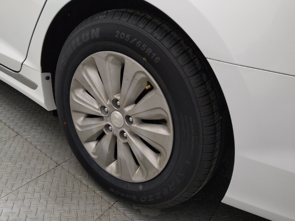 2016 Hyundai Sonata in Houston, TX 77034 - 18095798 31