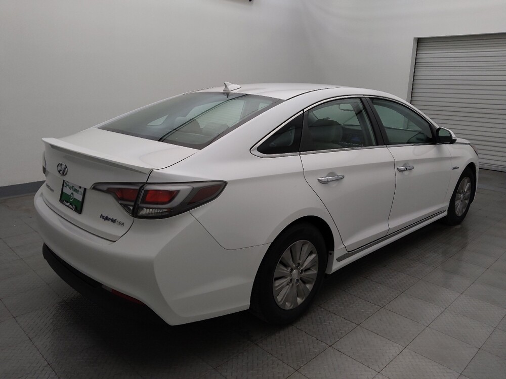 2016 Hyundai Sonata in Houston, TX 77034 - 18095798 9