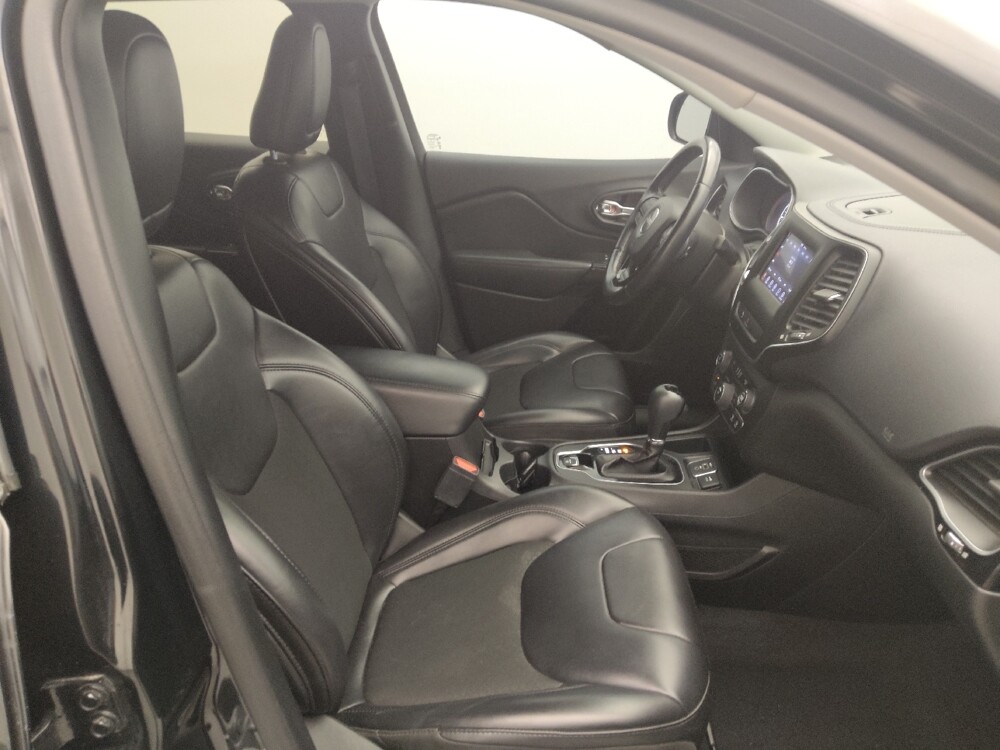 2020 Jeep Cherokee in Houston, TX 77034 - 18095799 21