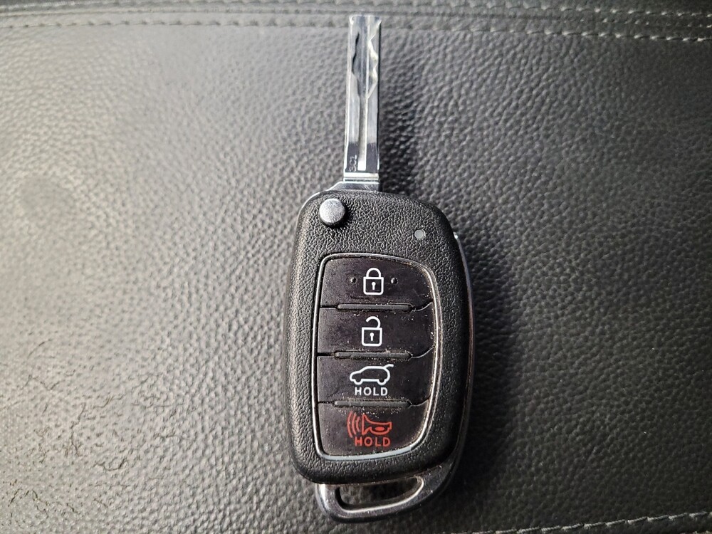 2017 Hyundai Tucson in Fresno, CA 93726 - 18095800 32