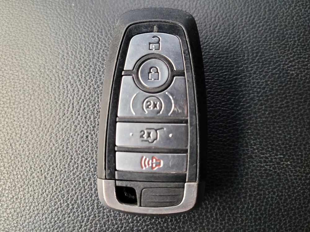 2019 Ford Explorer in Montclair, CA 91763 - 18095802 32