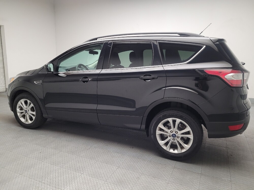 2018 Ford Escape in Bakersfield, CA 93309 - 18095803 3
