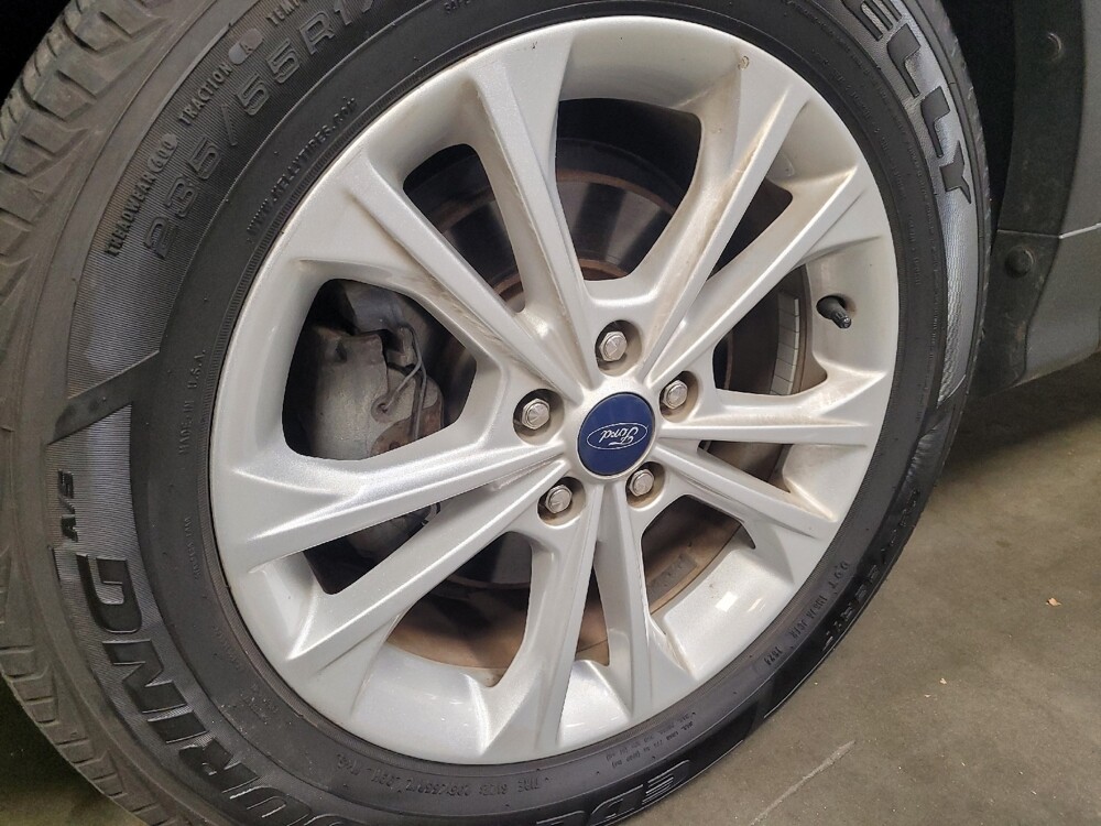 2018 Ford Escape in Bakersfield, CA 93309 - 18095803 31