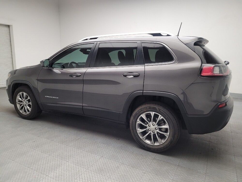 2021 Jeep Cherokee in Bakersfield, CA 93309 - 18095806 3