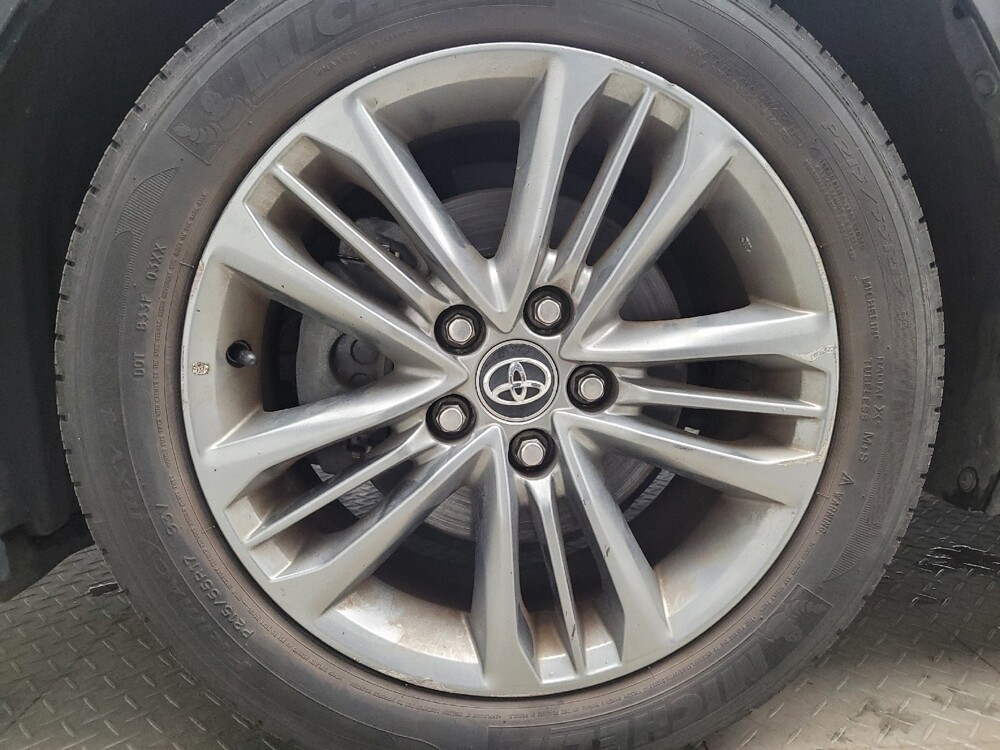 2017 Toyota Camry in Madison, TN 37115 - 18095807 31