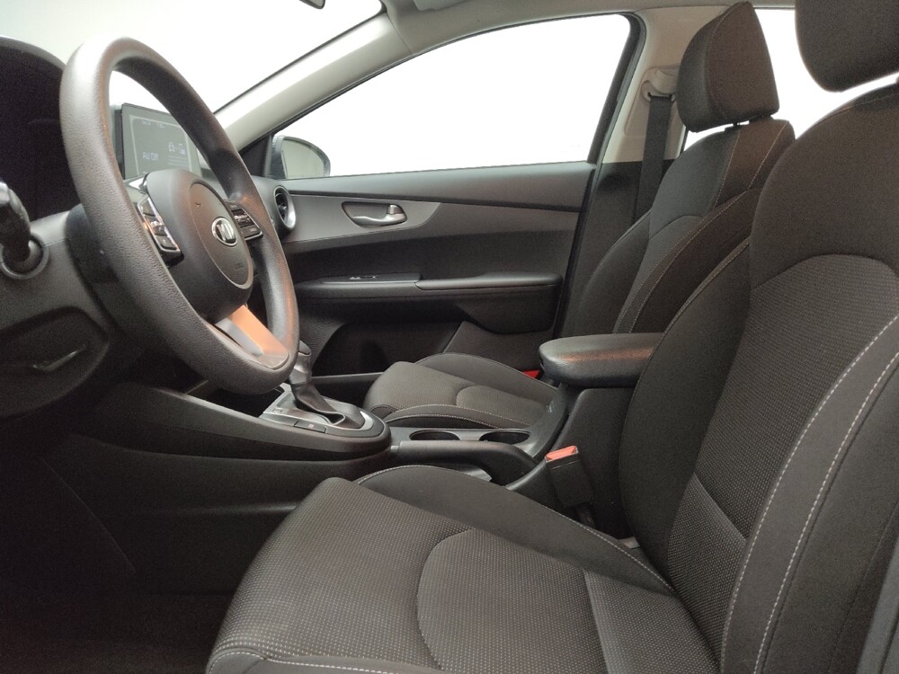 2019 Kia Forte in Madison, TN 37115 - 18095809 17