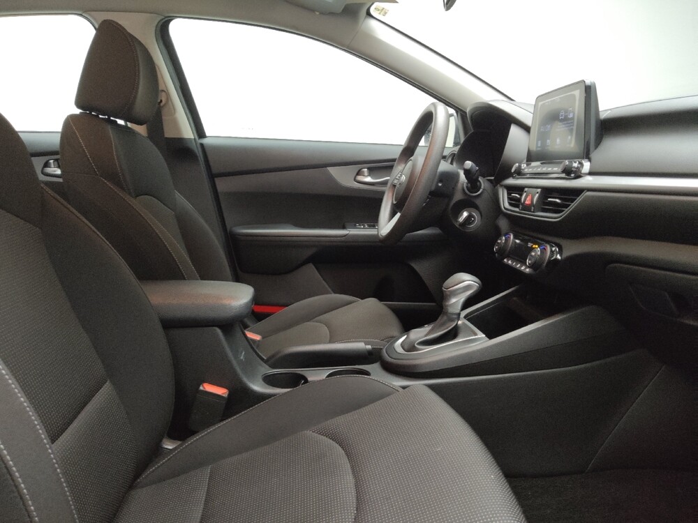 2019 Kia Forte in Madison, TN 37115 - 18095809 21