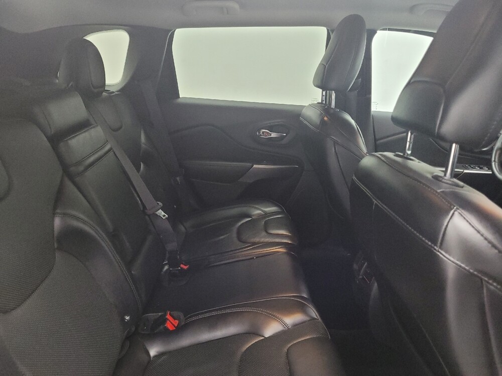 2019 Jeep Cherokee in Madison, TN 37115 - 18095816 19