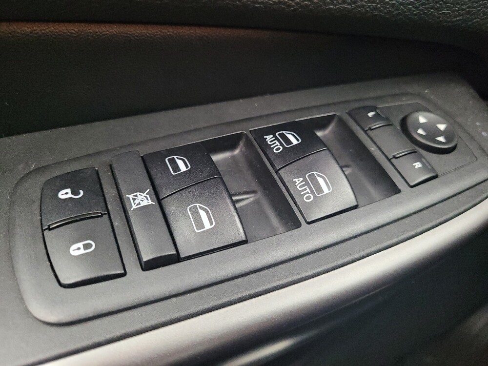 2019 Jeep Cherokee in Madison, TN 37115 - 18095816 27