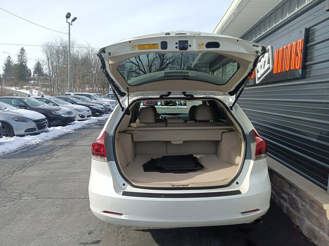 2014 Toyota Venza in DuBois, PA 15801 - 18095819 6