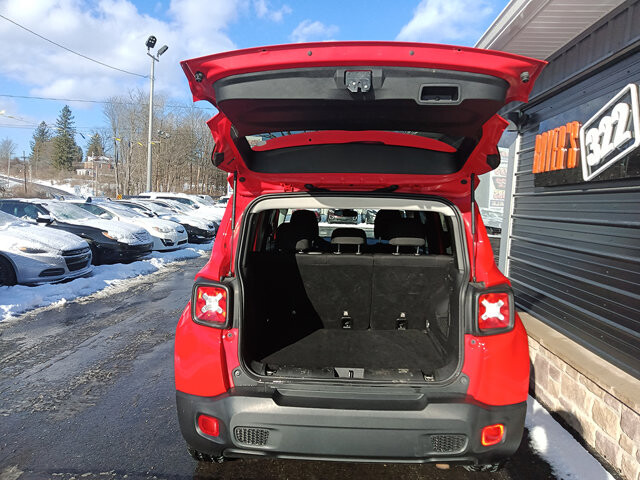 2019 Jeep Renegade in DuBois, PA 15801 - 18095820 6