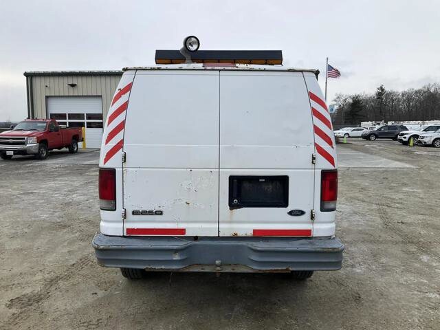 2006 Ford E-250 and Econoline 250 in Blauvelt, NY 10913 - 18095822 7