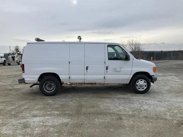 2006 Ford E-250 and Econoline 250 in Blauvelt, NY 10913 - 18095822 9