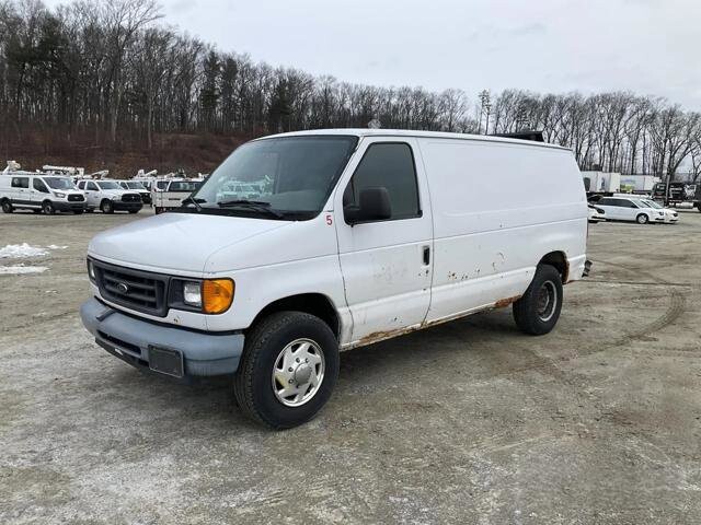 2006 Ford E-250 and Econoline 250 in Blauvelt, NY 10913 - 18095822 4