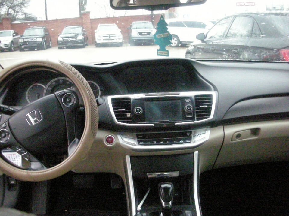 2013 Honda Accord in Nashville, TN 37209 - 18095831 7