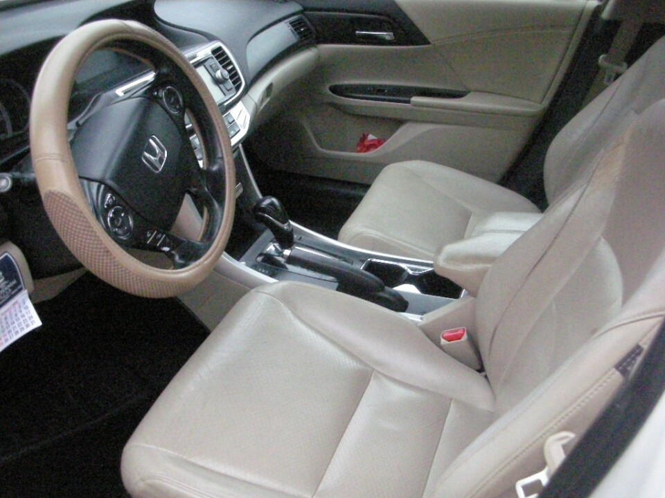 2013 Honda Accord in Nashville, TN 37209 - 18095831 4