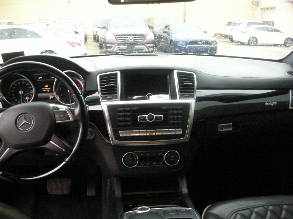 2016 Mercedes-Benz GL 550 in Nashville, TN 37209 - 18095836 8