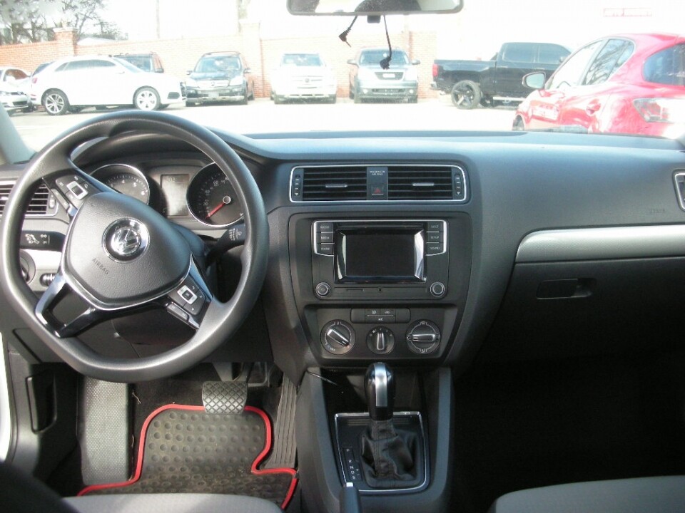 2017 Volkswagen Jetta in Nashville, TN 37209 - 18095845 7