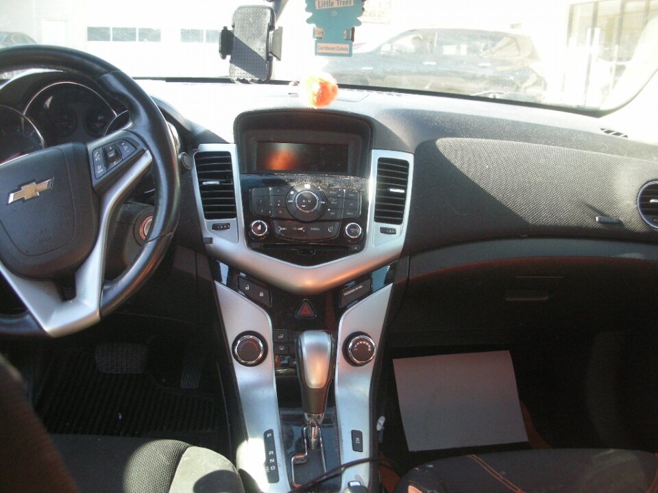 2014 Chevrolet Cruze in Nashville, TN 37209 - 18095846 6