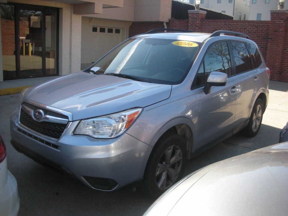 2016 Subaru Forester in Nashville, TN 37209 - 18095850 5