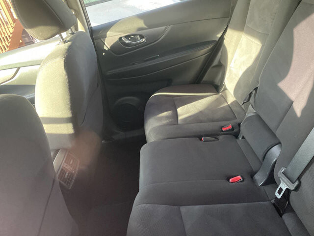 2016 Nissan Rogue in Mount Vernon, WA 98273 - 18095857 5