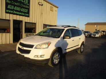 2011 Chevrolet Traverse in Oak Grove, MO 64075