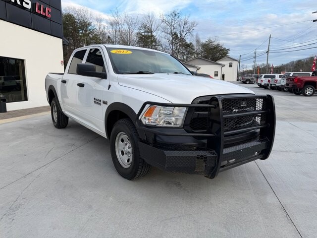2017 RAM 1500 in Knoxville, TN 37920 - 18095861 5