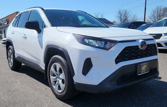 2020 Toyota RAV4 in Cinnaminson, NJ 08077 - 18095862 7