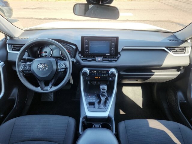 2020 Toyota RAV4 in Cinnaminson, NJ 08077 - 18095862 15