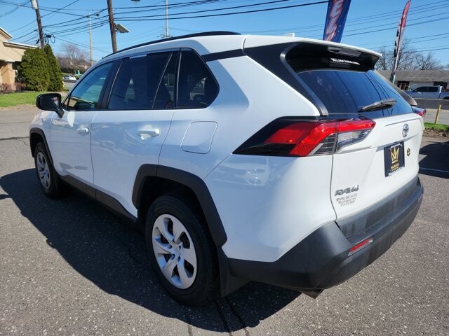 2020 Toyota RAV4 in Cinnaminson, NJ 08077 - 18095862 3