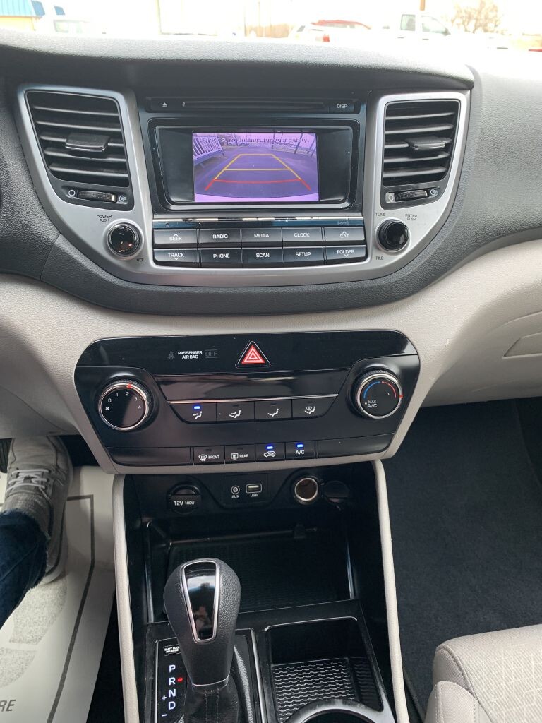 2016 Hyundai Tucson in Sherman, TX 75090 - 18095867 12