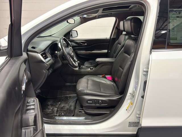 2018 GMC Acadia in Burlington, WI 53105 - 18095880 15