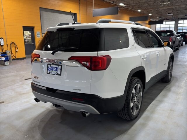 2018 GMC Acadia in Burlington, WI 53105 - 18095880 5