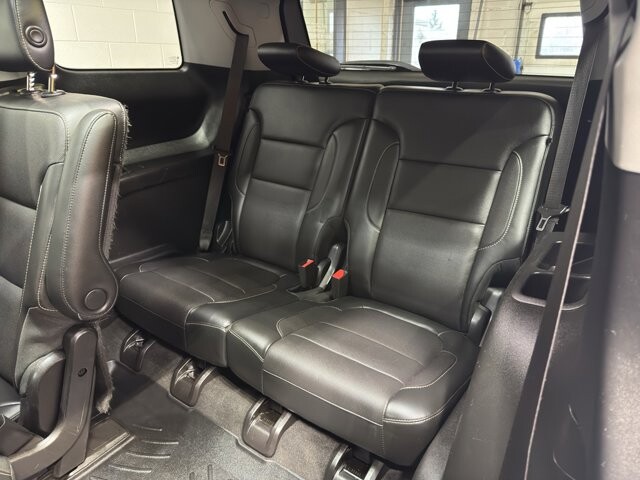 2018 GMC Acadia in Burlington, WI 53105 - 18095880 12