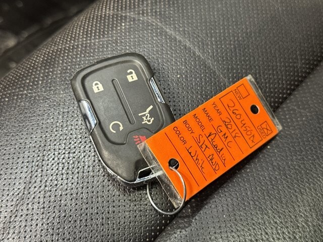 2018 GMC Acadia in Burlington, WI 53105 - 18095880 43