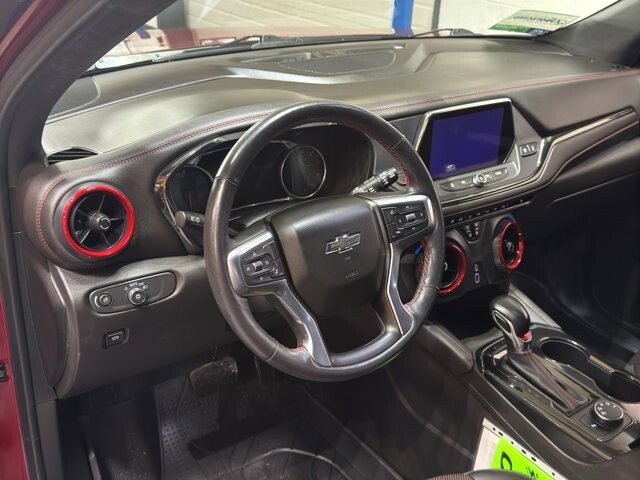 2019 Chevrolet Blazer in Burlington, WI 53105 - 18095881 19