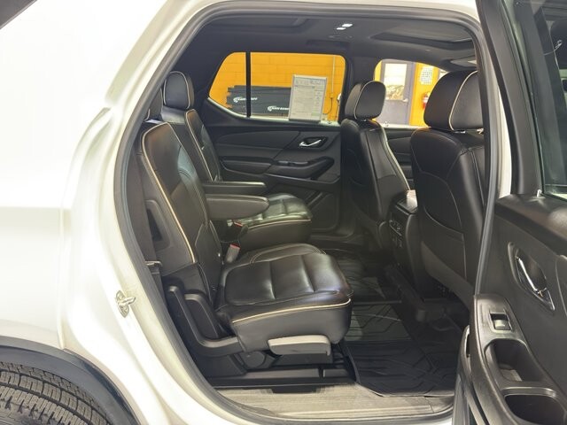 2022 Chevrolet Traverse in Burlington, WI 53105 - 18095883 18