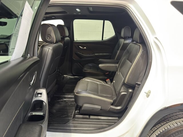 2022 Chevrolet Traverse in Burlington, WI 53105 - 18095883 10