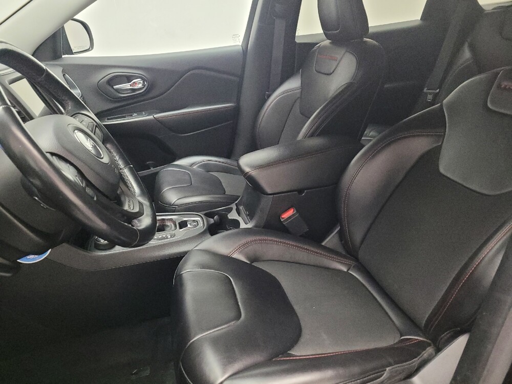 2020 Jeep Cherokee in Downey, CA 90241 - 18095885 17